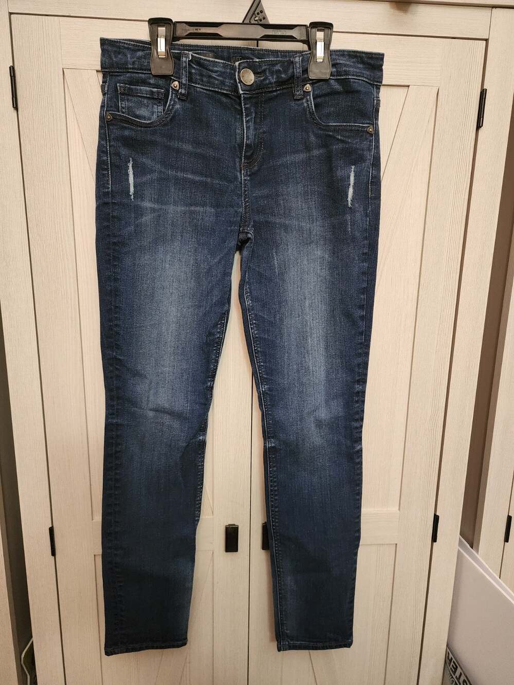 KUT from the Kloth Catherine Boyfriend Jeans Size 6 Distressed Skinny Jeans